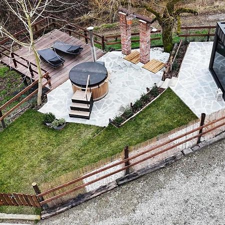 La Casa In Collina Bed and Breakfast Cinzano Exteriör bild